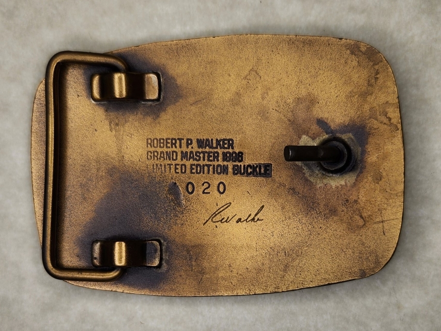 [Buckle Pic Missing] (Click here)